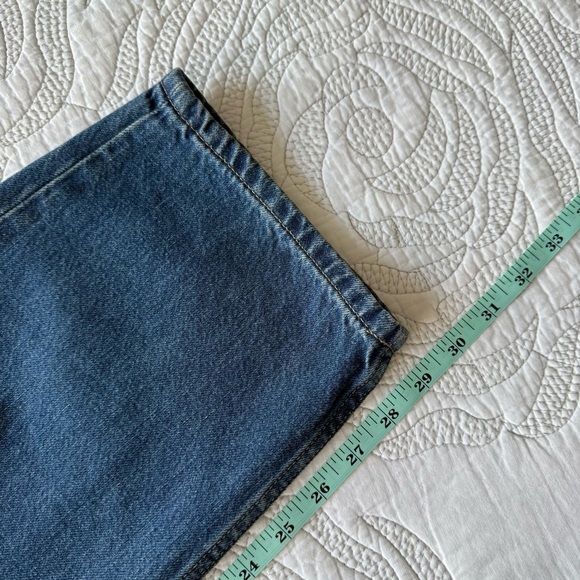 Banana Republic - High Rise Rigid Bow Jean - Medium Wash - Picture 11 of 14